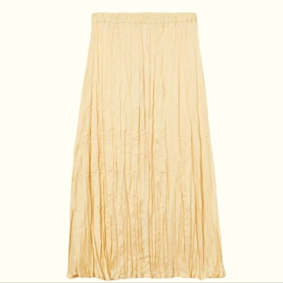 H&M Skirts Nwthm High Waistedcrinkled Midi Skirt 69 Recycled Polyester Szxxl Poshmark